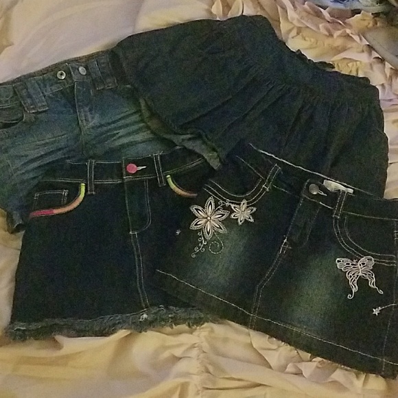 Child mini skirts - Picture 2 of 3